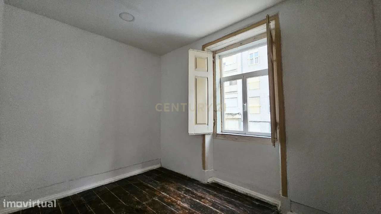 Apartamento T1 no Barreiro - Zona ARU - Zona Ribeirinha - Grande imagem: 4/27