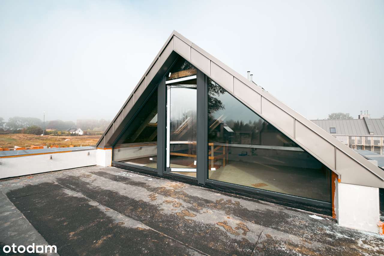 dom z garażem, klimatyzacją i poddaszem z tarasem 28m2 - Pełny obrazek: 5/19