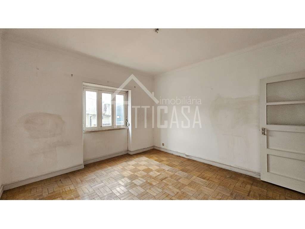 Apartamento T2 na Venda do Pinheiro-13