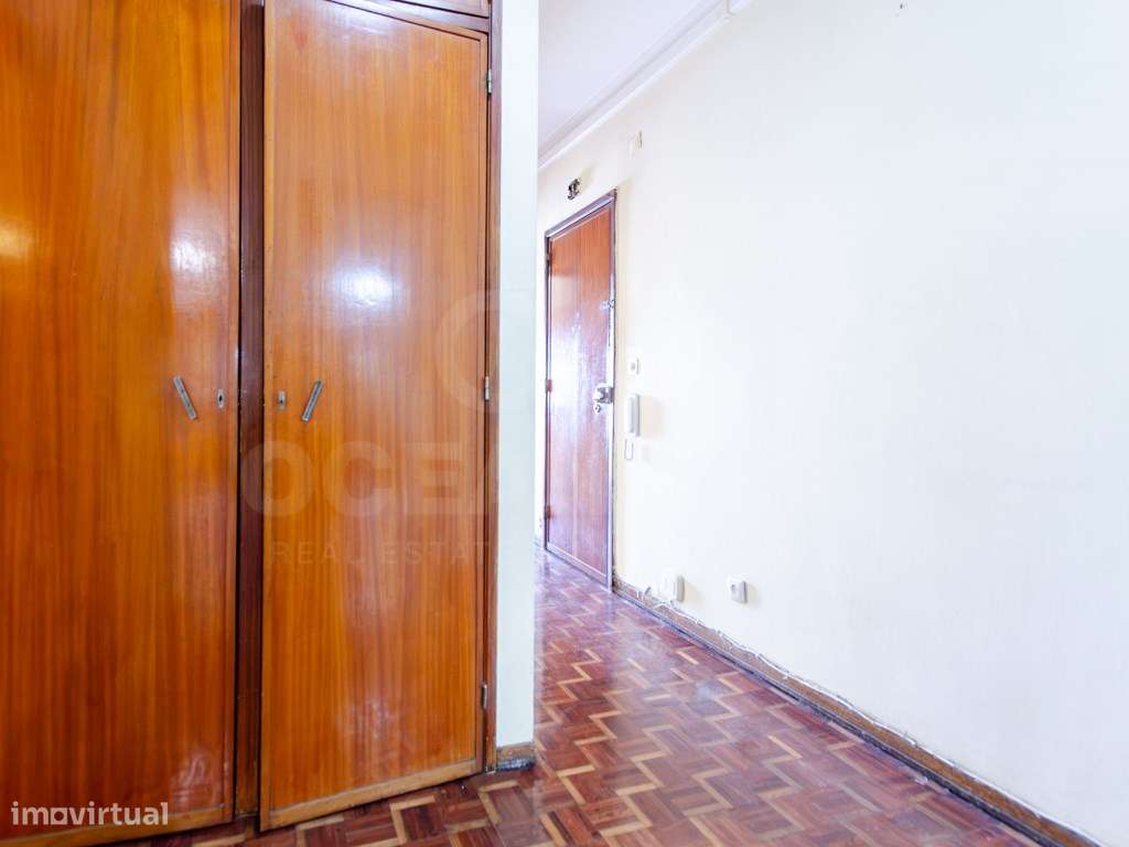 T2+1 com terraço de 45m2 e vista de rio, em Cacilhas-12