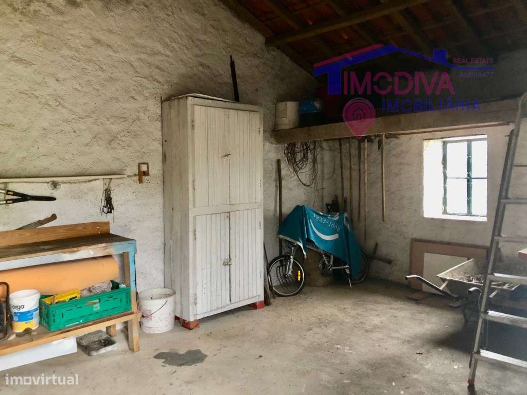 Casa típica de pedra em Castanheira de Pera-6