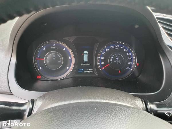 Hyundai i40 1.7 CRDi BlueDrive Comfort - 23