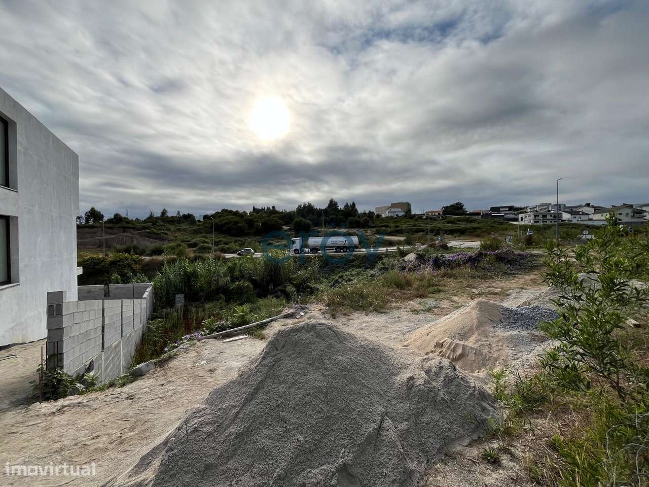 Terreno em Boim, Lousada – Oportunidade Única para Construir a Casa do - Grande imagem: 4/14