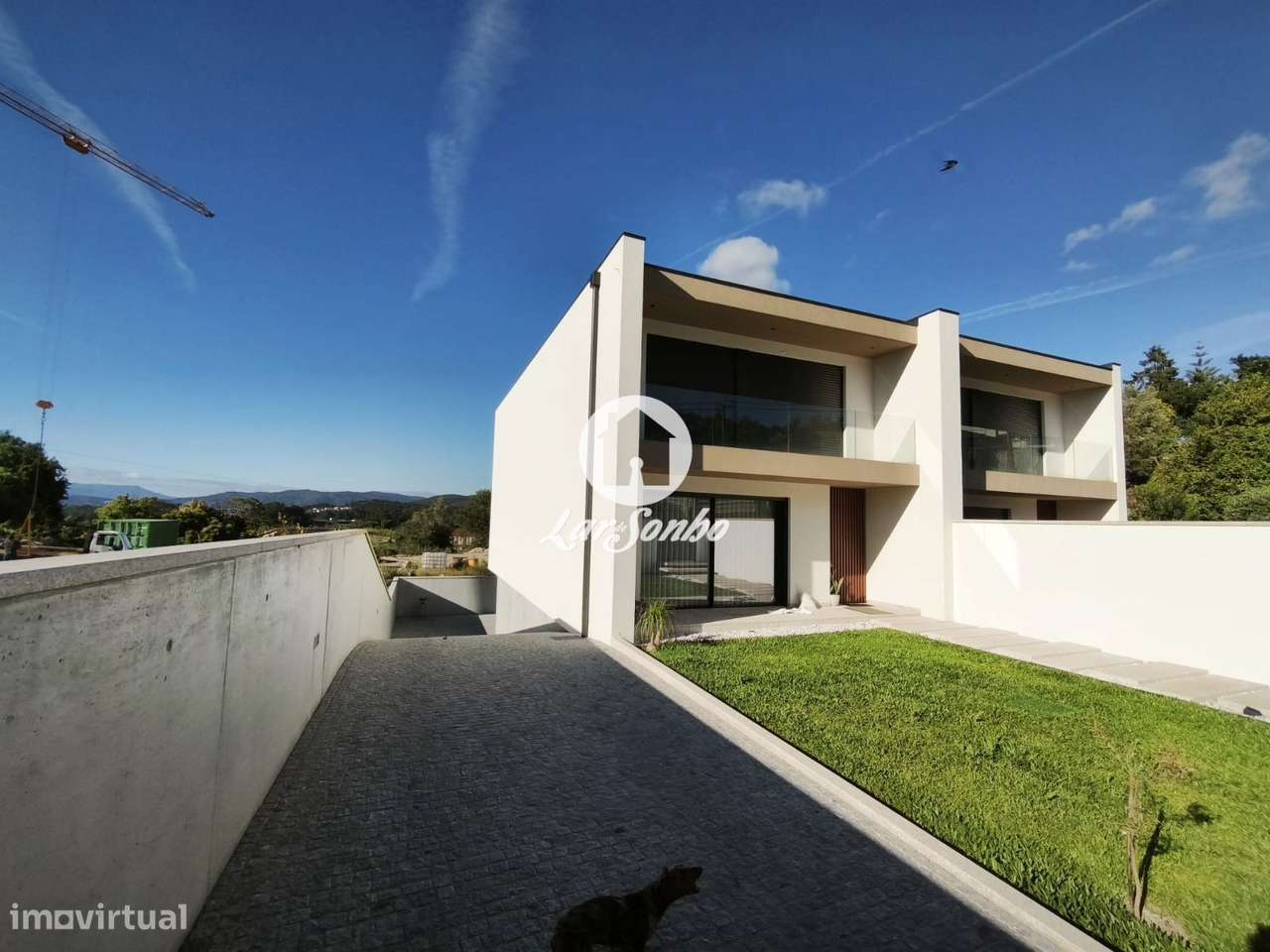 Moradia Nova em Barcelos-12