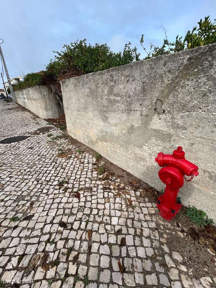 Terreno de 2080m² com projeto aprovado em Azeitão-5