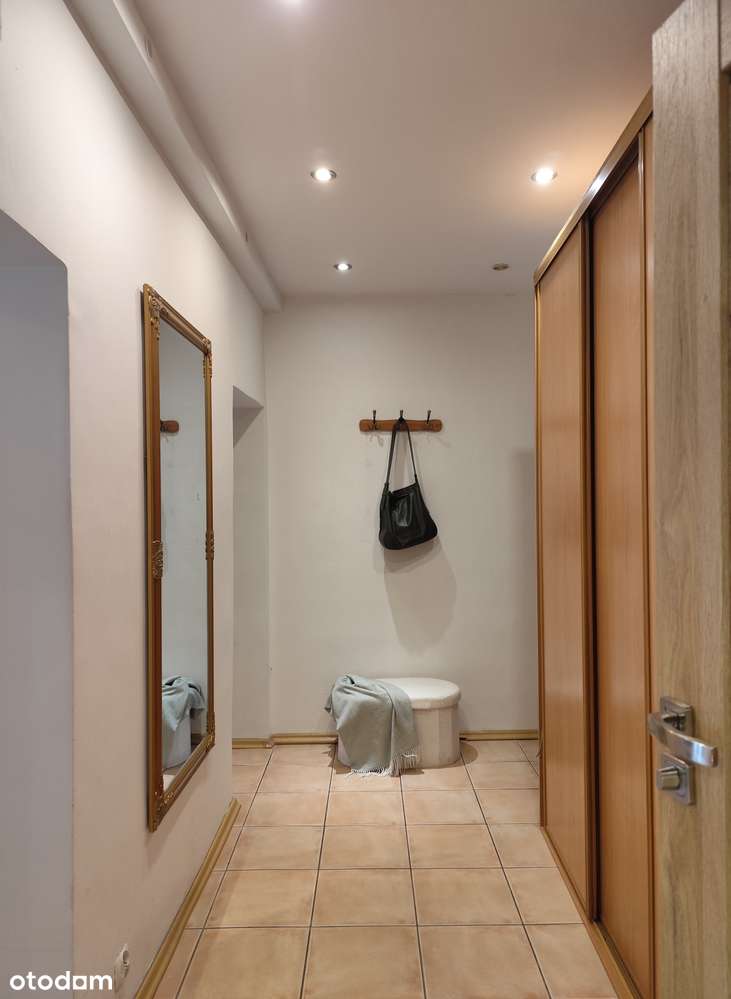 Mieszkanie  2-pokojowe w kamienicy w centrum Wrocławia, cicha ulica-13