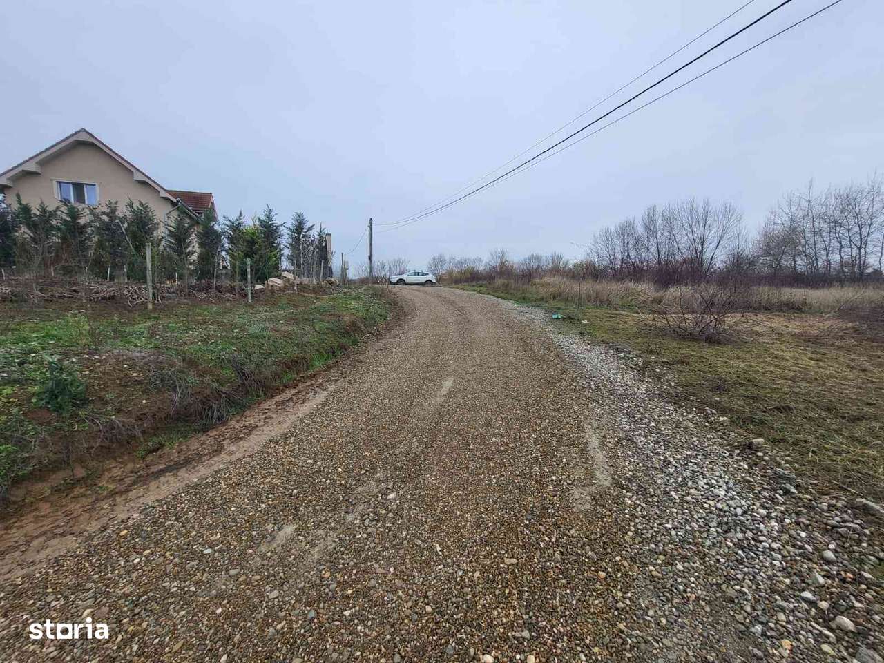 Teren intravilan 647 mp, cu utilități- Paleu-3