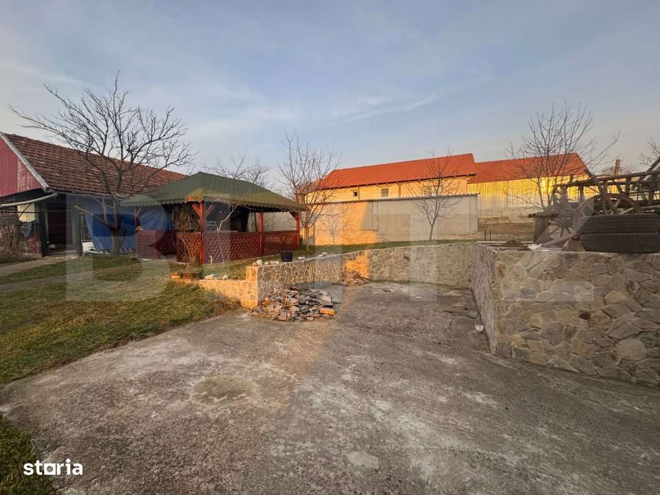 Casa de vanzare, cu 6 camere, 200 mp, zona Hotar - Imagine principală: 5/13