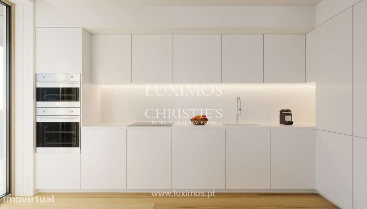 Fernão Magalhães 127: Apartamento T0, à venda, no centro do Porto - Grande imagem: 5/18