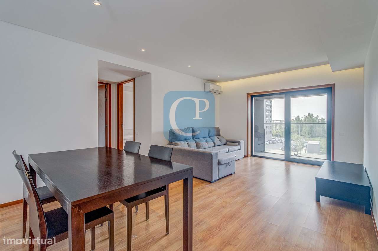 Apartamento T2, no Asprela Domus I, em frente ao Hospital S. João - Grande imagem: 2/28