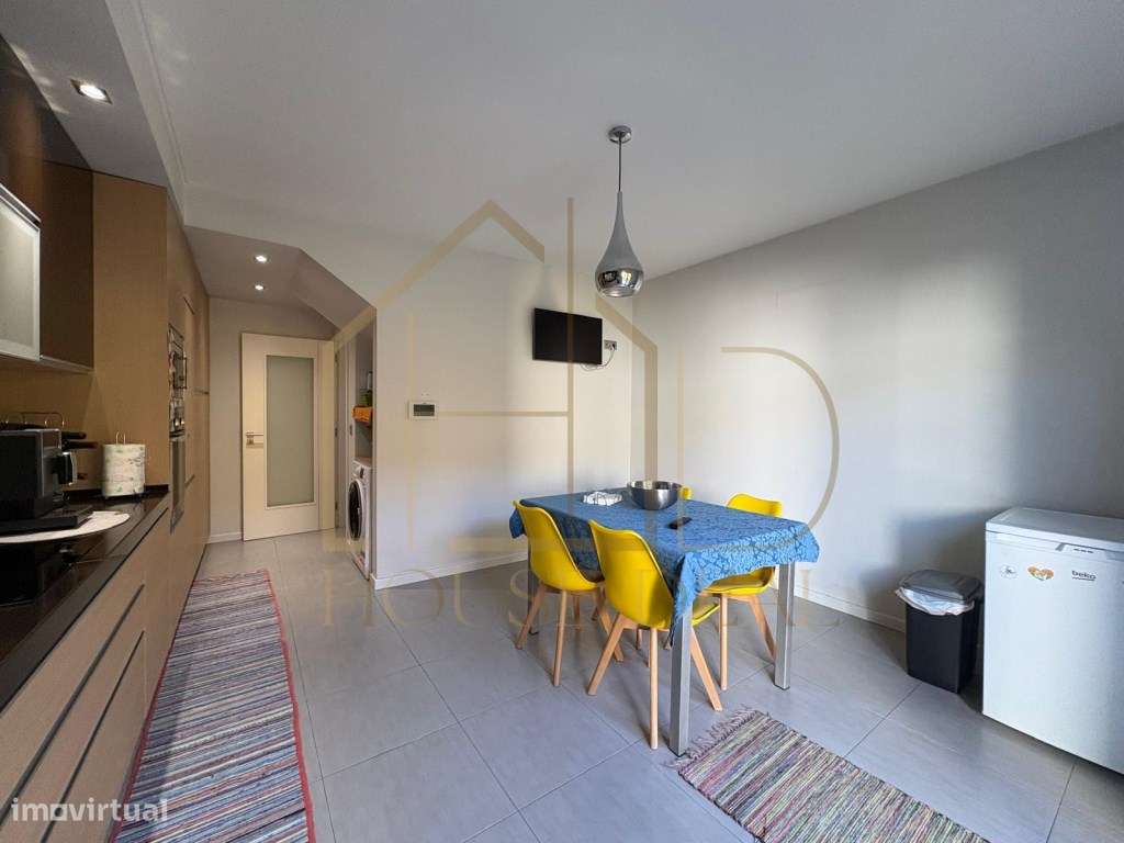 ESPAÇOSA Moradia Geminada T3 com Garagem. Quinta do Conde - Grande imagem: 5/28