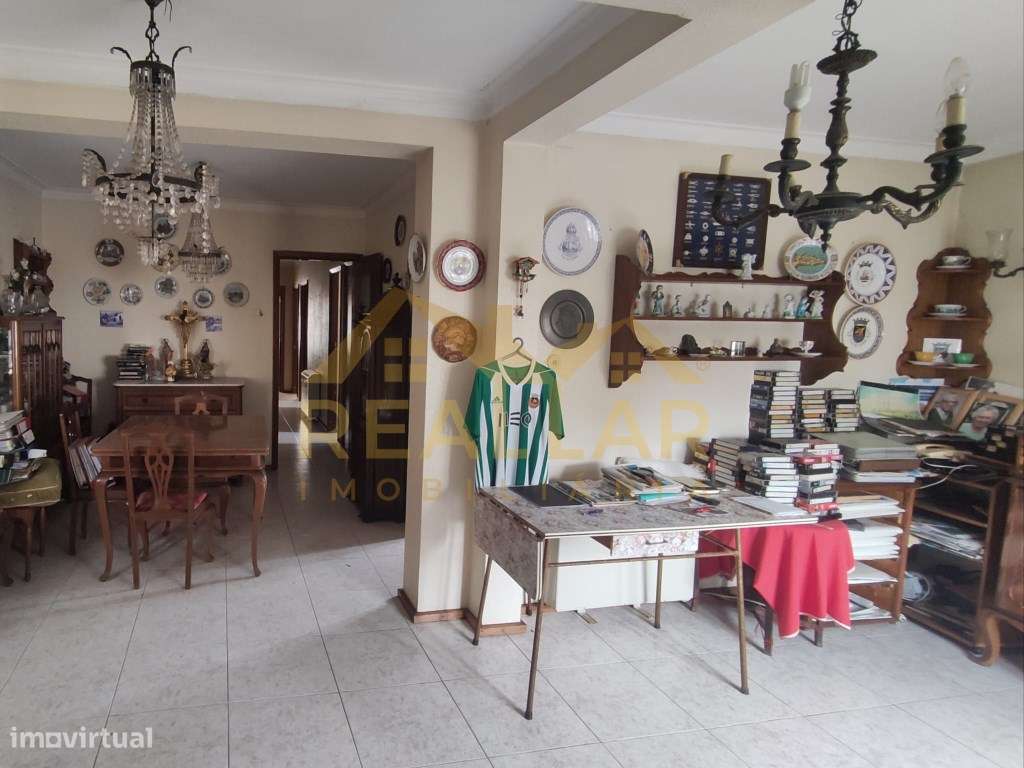 Moradia Bi-Familiar no Centro de Vila do Conde: Conforto, Localizaç... - Grande imagem: 3/25