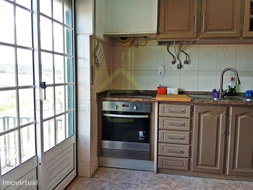 Moradia T3 +1 com espaço exterior e vista campo a minutos das Praias-7