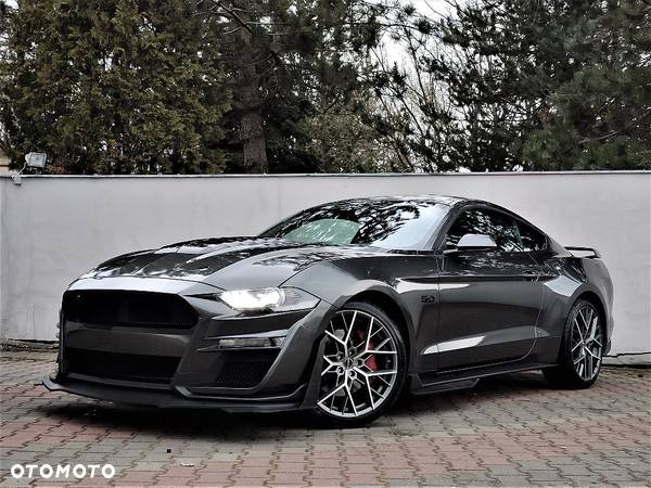 Ford Mustang 5.0 V8 GT - 2