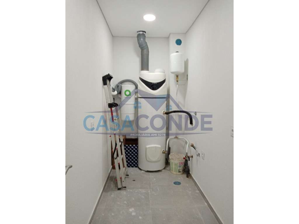 Moradia Isolada Duplex C/Piscina-23