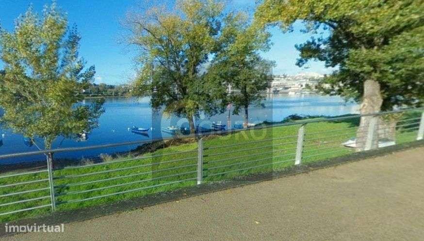 CASA / MORADIA T4 DUPLEX - PORTO (AZEVEDO - CAMPANHÃ)-14