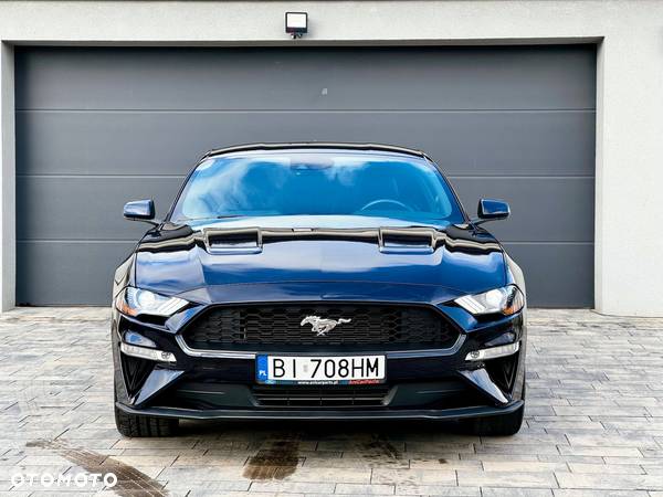 Ford Mustang 5.0 V8 GT - 2