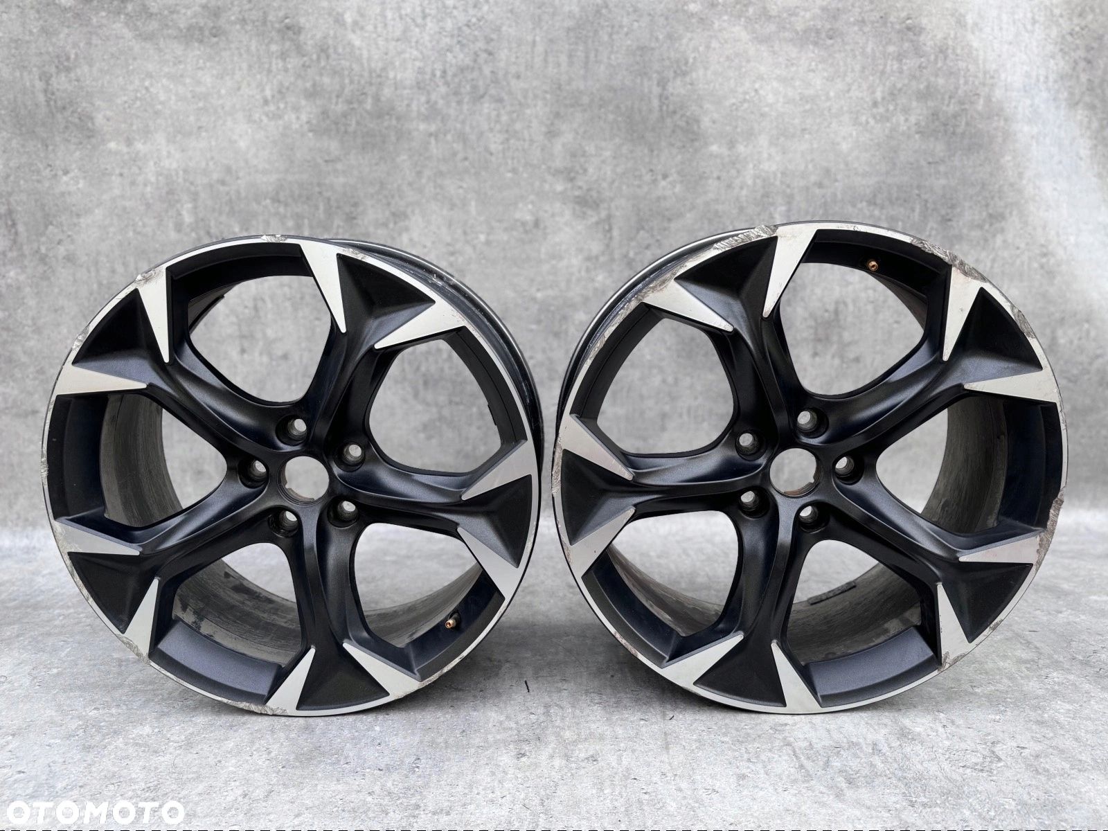 FELGA CUPRA FORMENTOR 19" 8" ET40 - 1