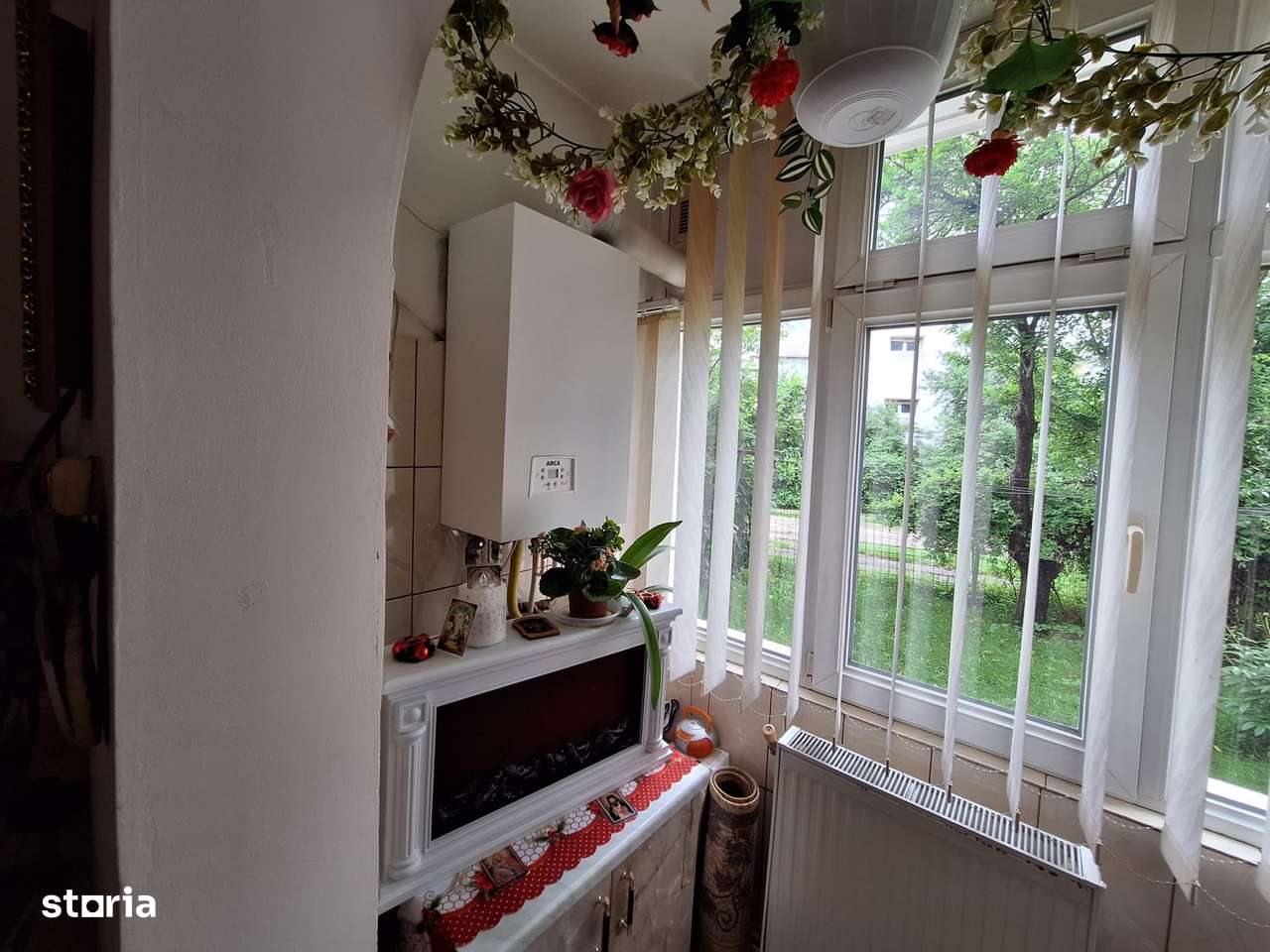 Apartament 2 camere semidecomandate parter,zona Mioritei-7
