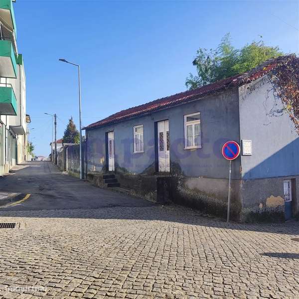 Moradia Devoluta T5, Aveiro, São João da Madeira - Grande imagem: 4/4