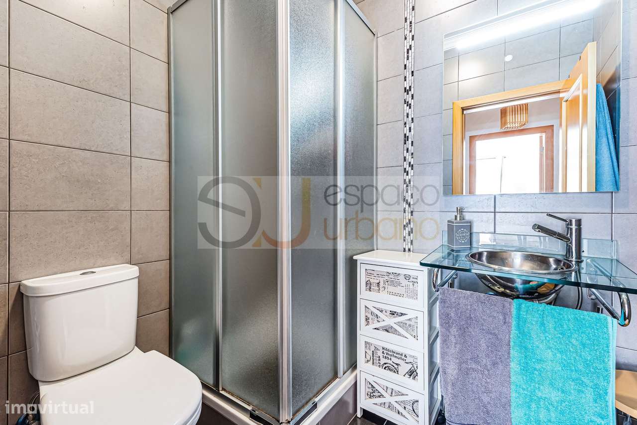 A. Pêra - Luxo - Apartamento T2 C/ Garag. + Piscina-13