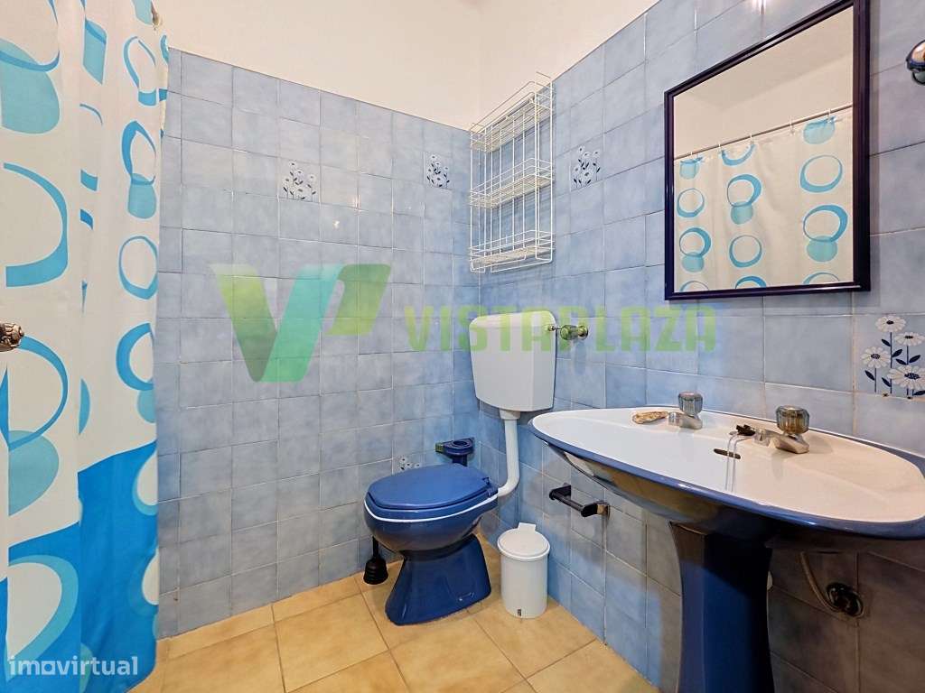 Apartamento T2 em Faro com Vista Rio ,Excelente Localização junto a...-13