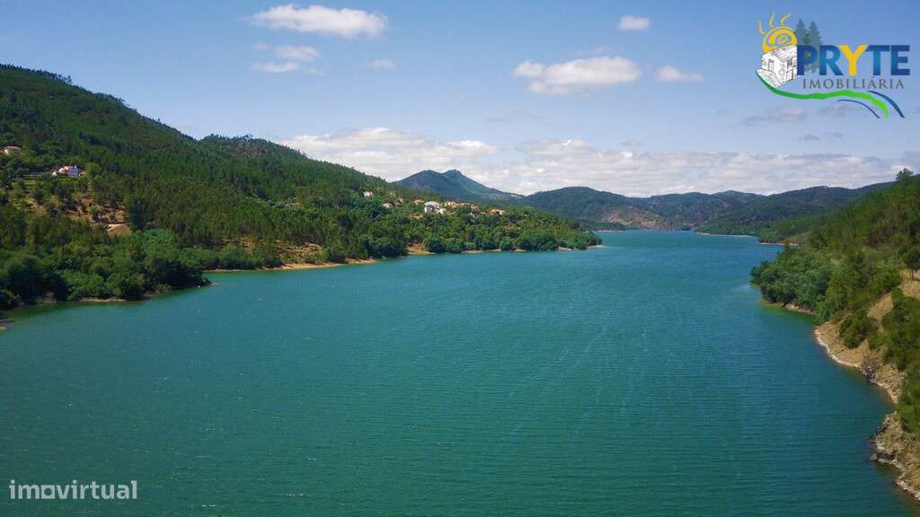 Terreno rústico confinante e com uma vista incrível sobre o Rio Zêzere-1