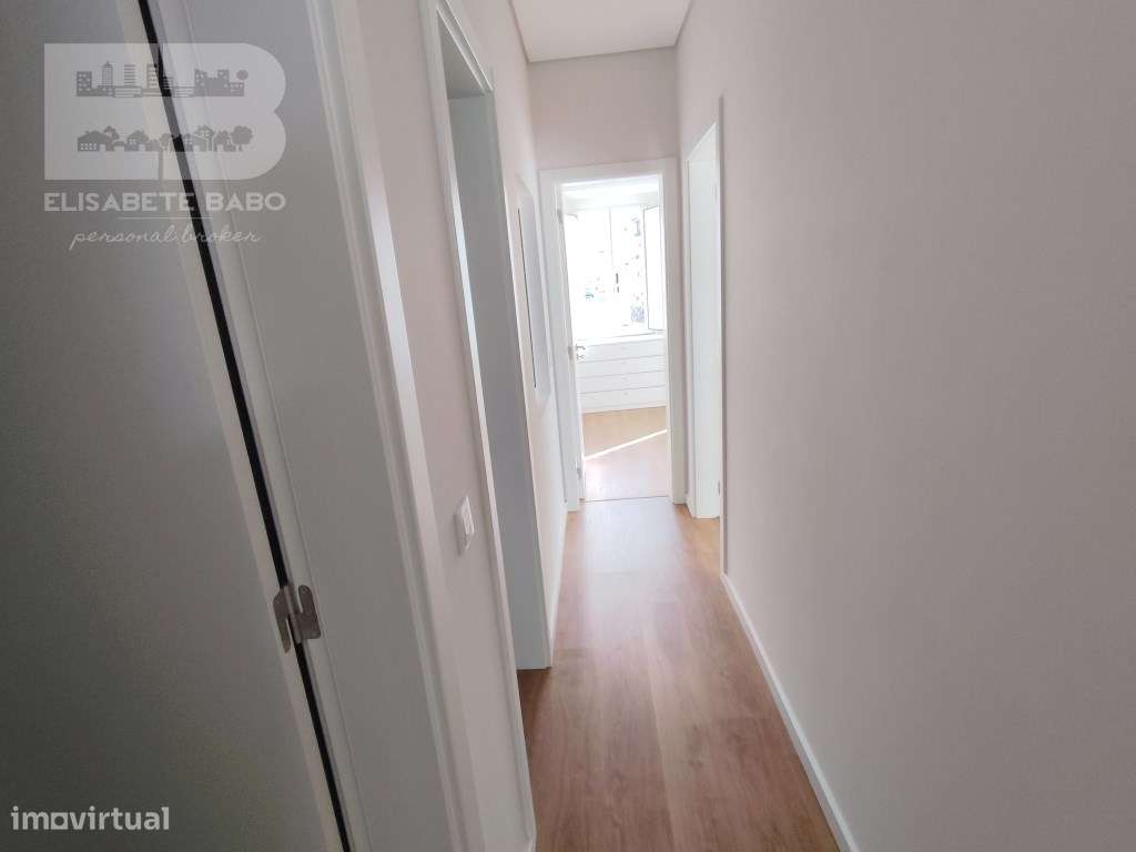 Fantástico apartamento T2+1 no Centro do Montijo-35