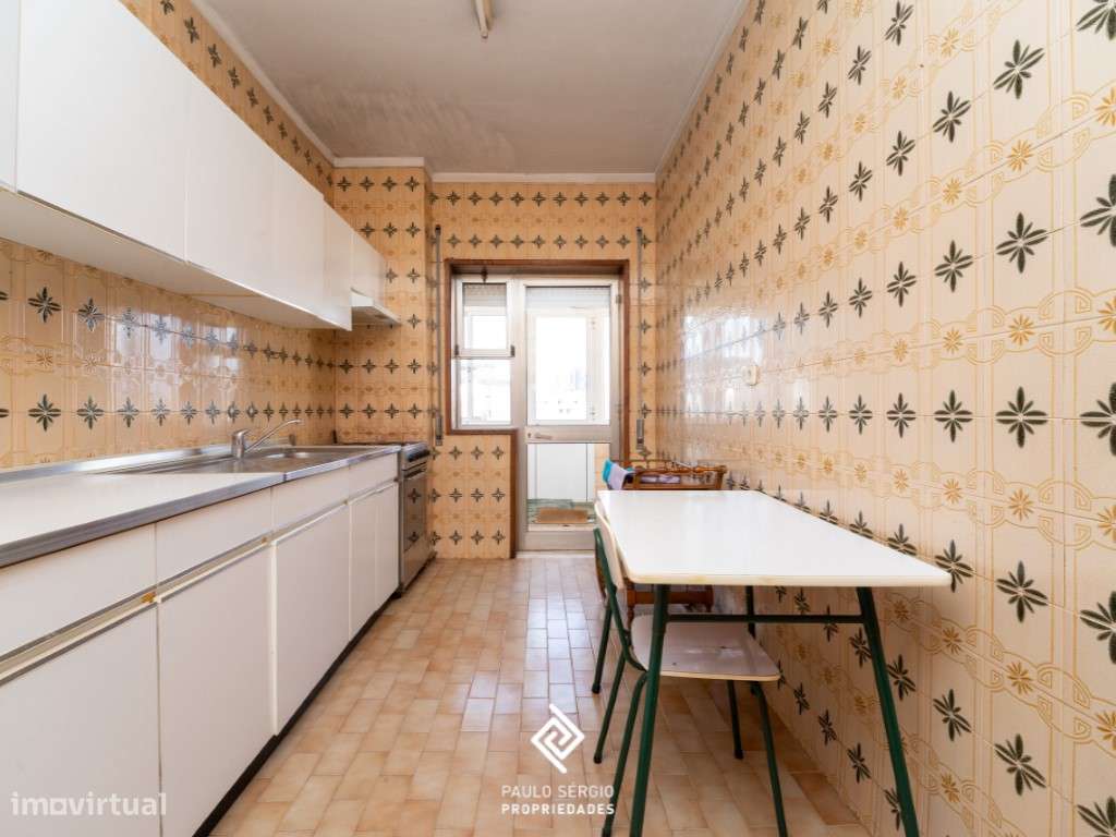 Apartamento T2+1 no Porto-1