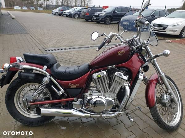 Suzuki Intruder - 9