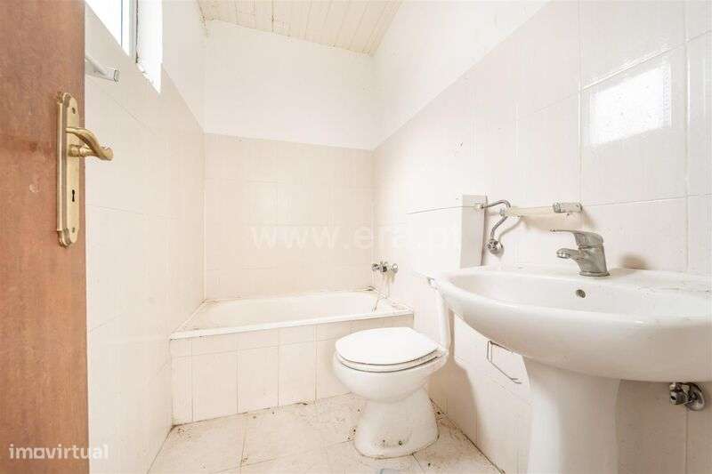 Moradia Isolada T4 / Covilhã, Ferro - Grande imagem: 4/20