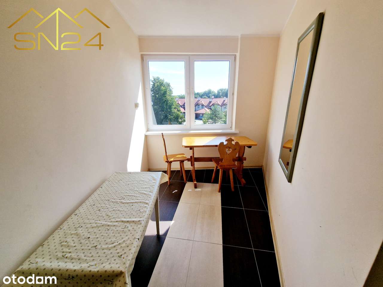 Mieszkanie - os. Okrzei (II piętro)-4