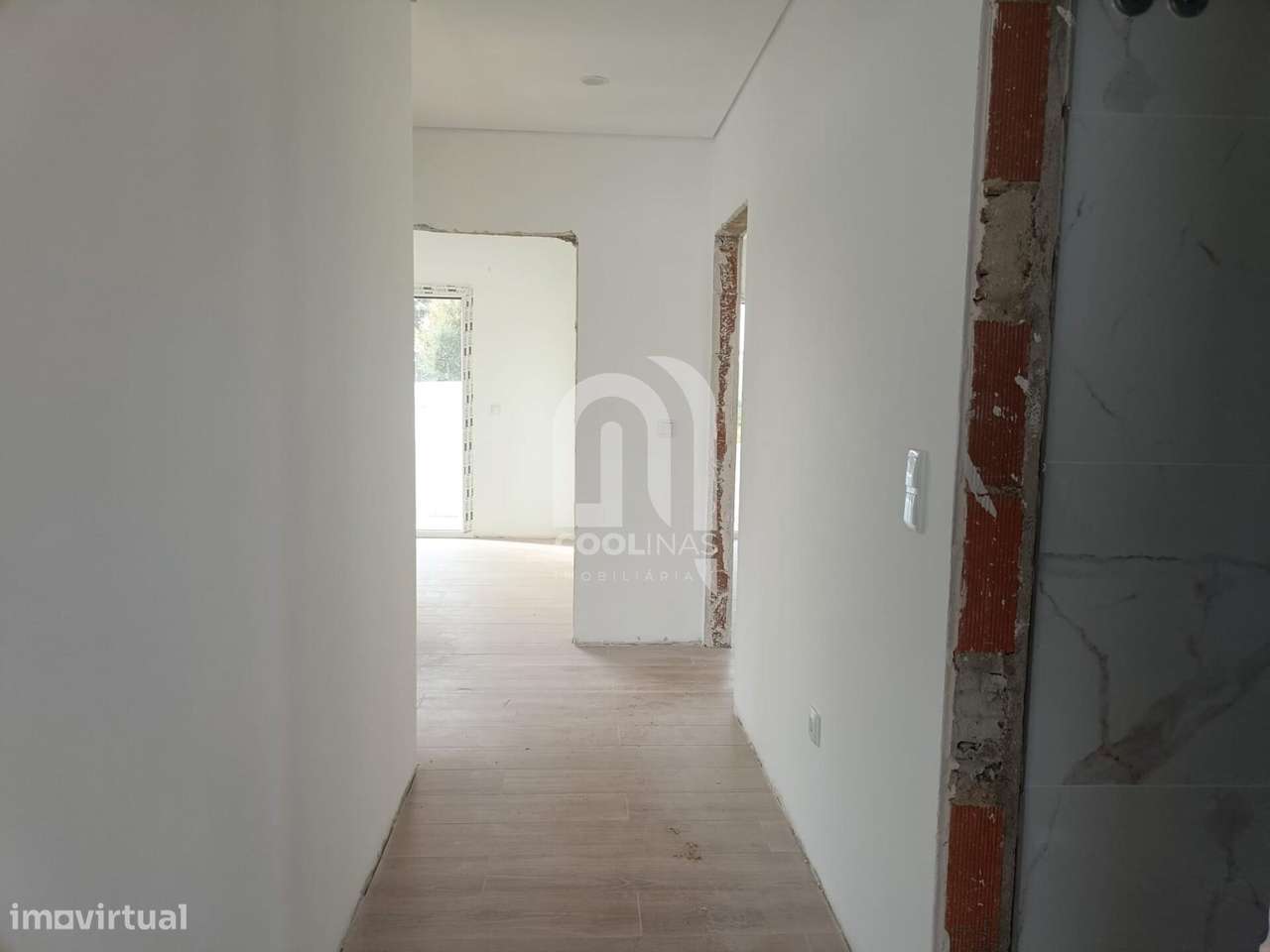 Fantástica Moradia Térrea T3+1 com Piscina de água salgada e aquecida.-10