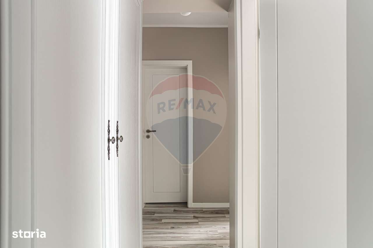 Apartament 3 camere, zona Traian-Boul Rosu - Imagine principală: 5/17