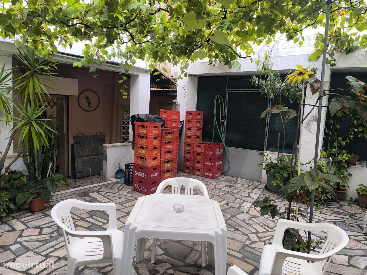 Prédio em Propriedade Total na Cova da Piedade – Oportunidade de Inves - Grande imagem: 3/23