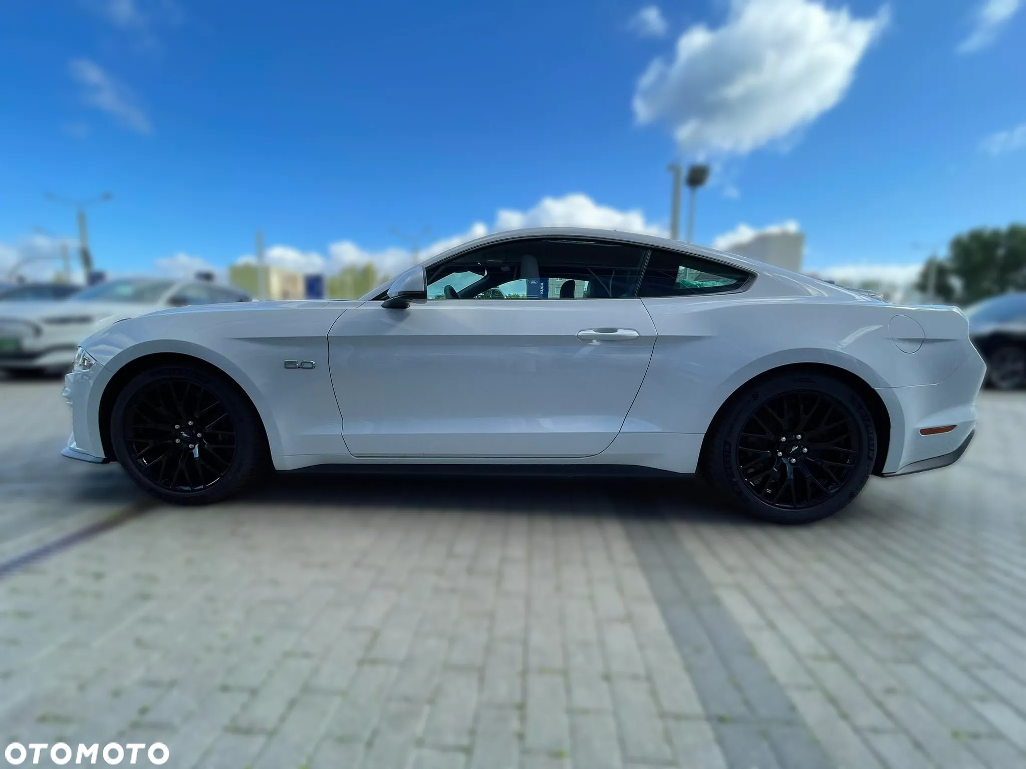 Ford Mustang 5.0 V8 GT - 6