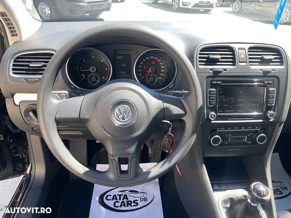 Volkswagen Golf 2.0 TDI DPF Trendline - 36