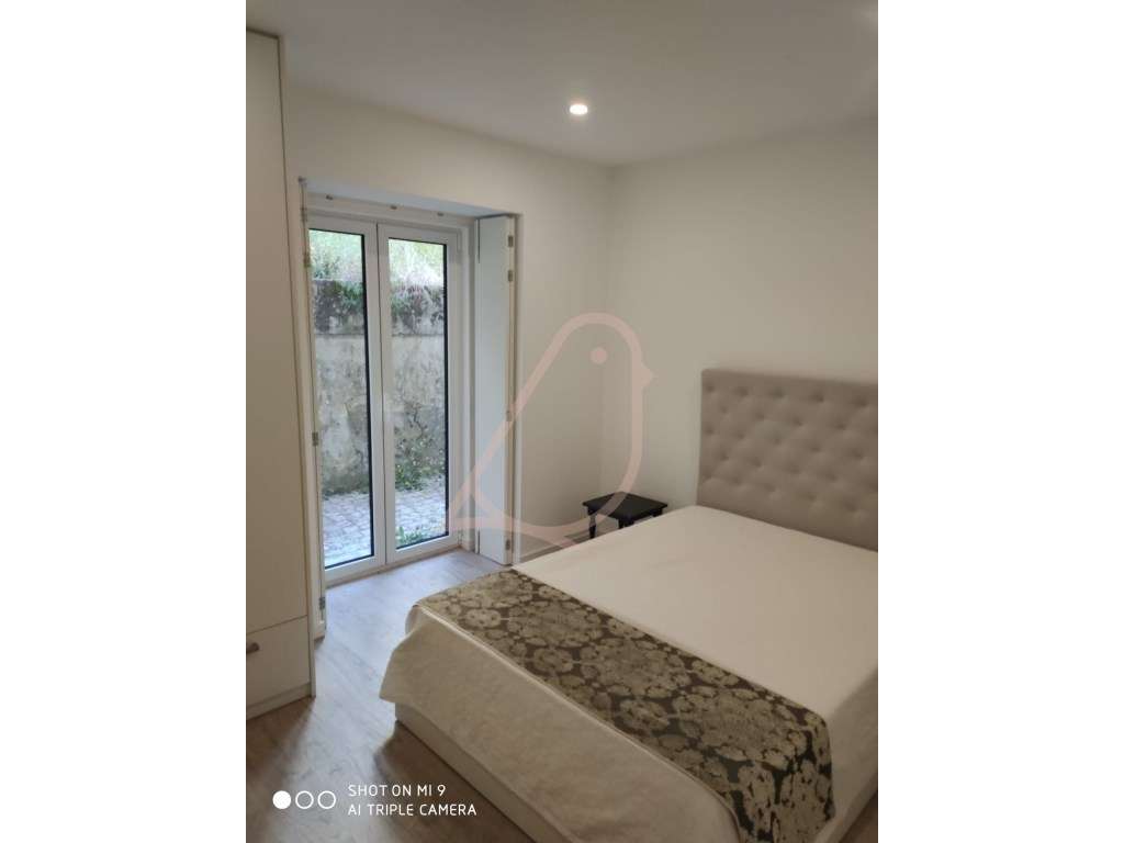 APARTAMENTO T2 com Terraço-2