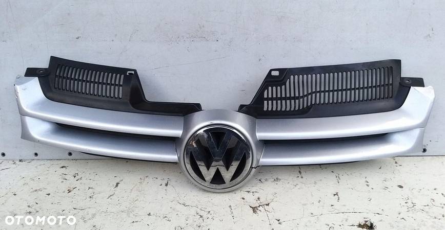 ATRAPA GRILL VW GOLF V 5 SREBRNA LA7W - 1