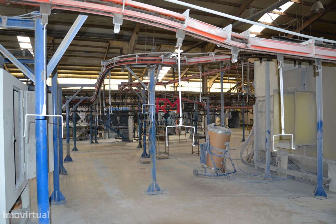 ARMAZÉM INDUSTRIAL COM 4.040M2 | RIO TINTO, GONDOMAR-17