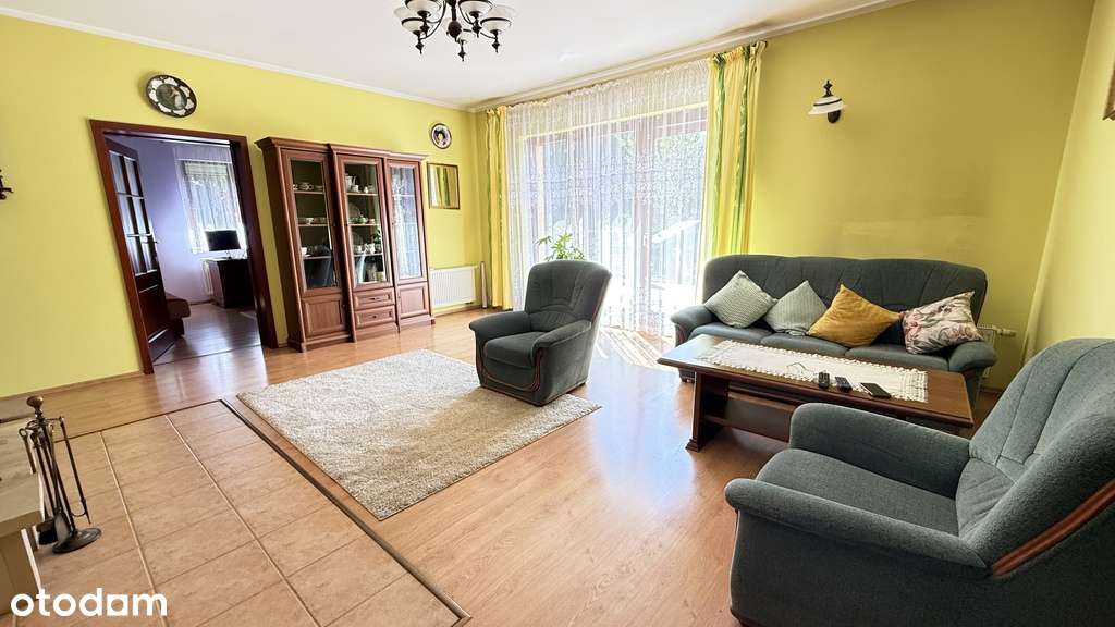 Duża działka, 4 pokoje, ogród i garaż, ul.Rybna-11