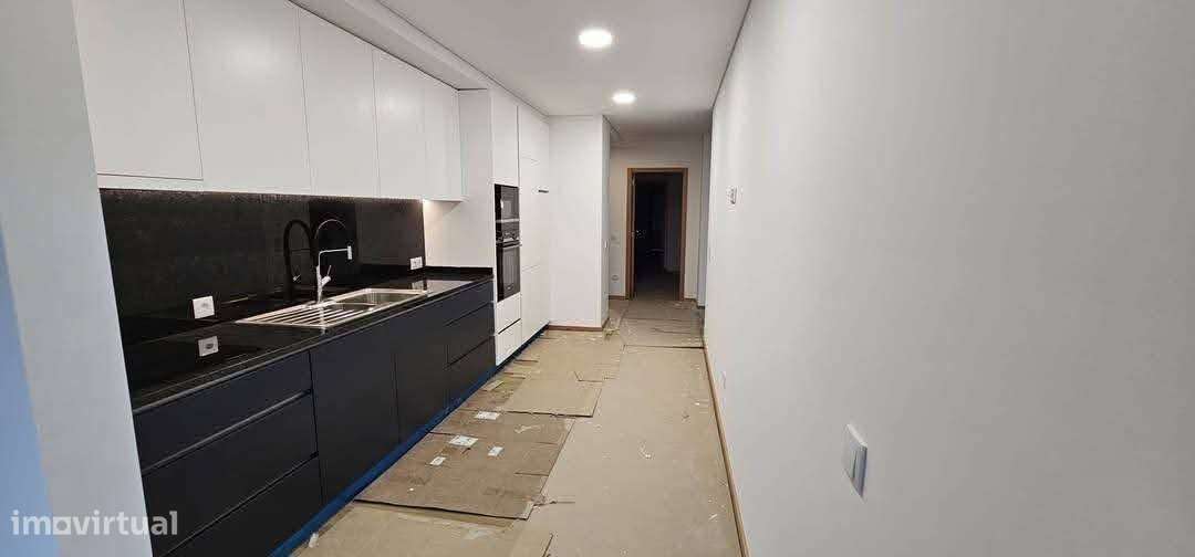 Fabuloso T3, Novo com Box  Rio Tinto-4