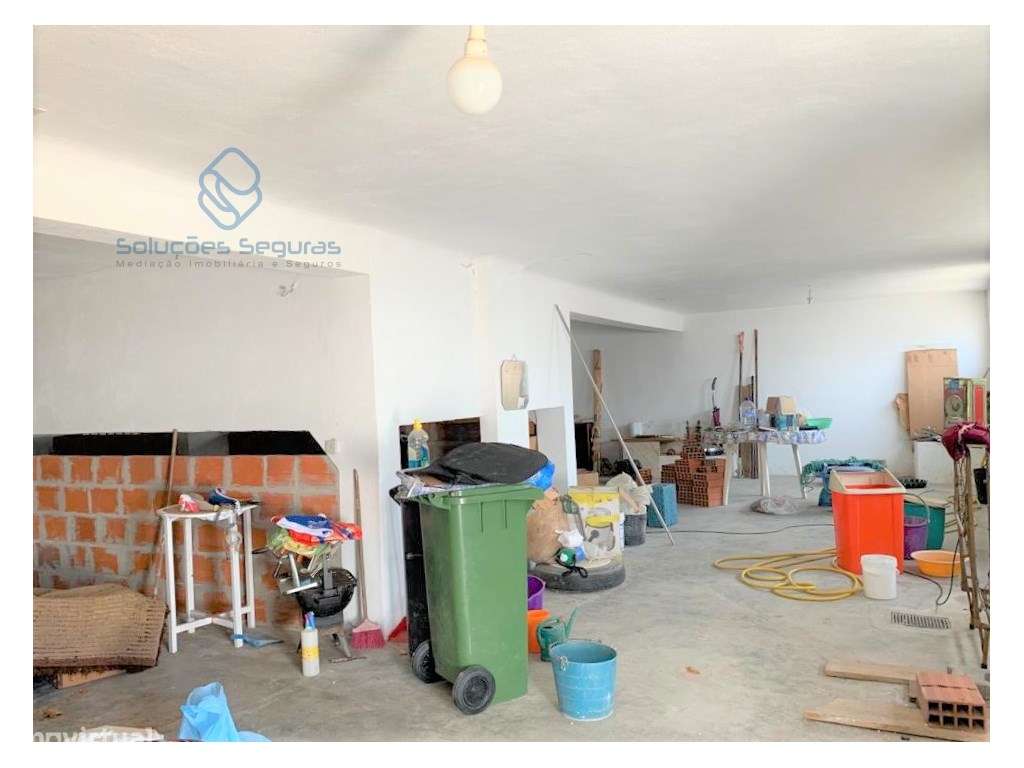 Garagem com120m2 Gaio Rosário-5