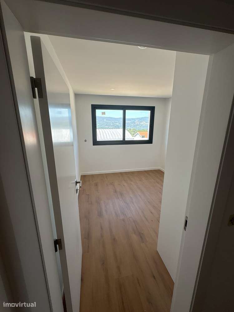 T3 Novo — Avenida Principal, Favões | Marco de Canaveses