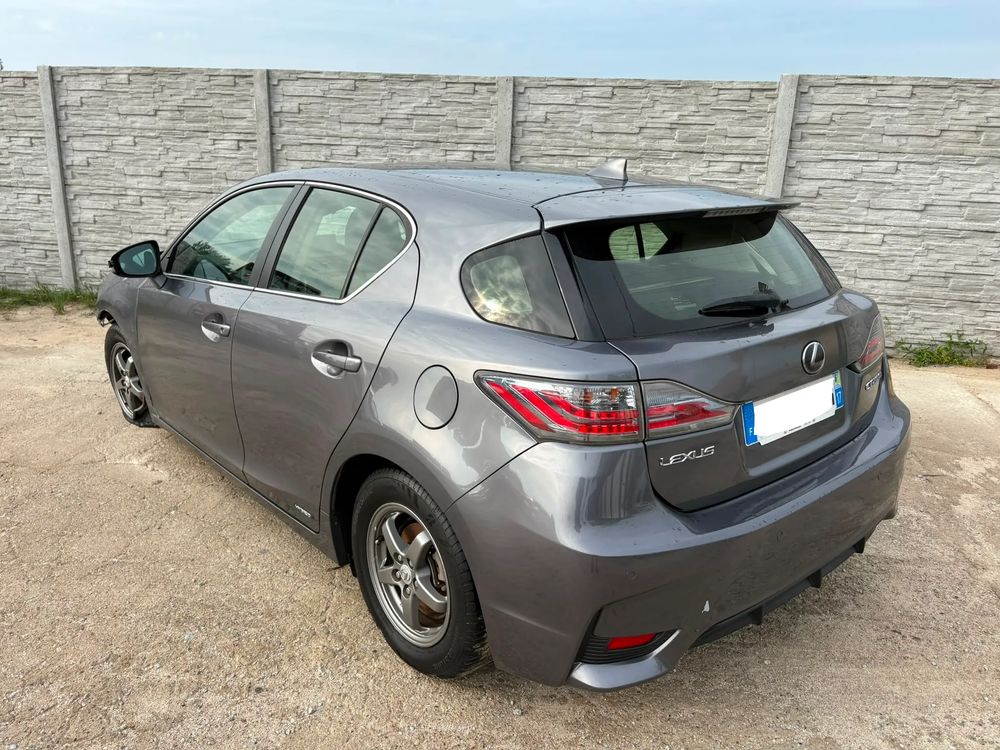 Lexus CT 200h Comfort 2017