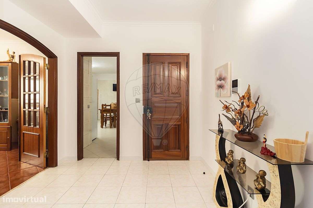 Apartamento T2 para venda - Grande imagem: 2/19