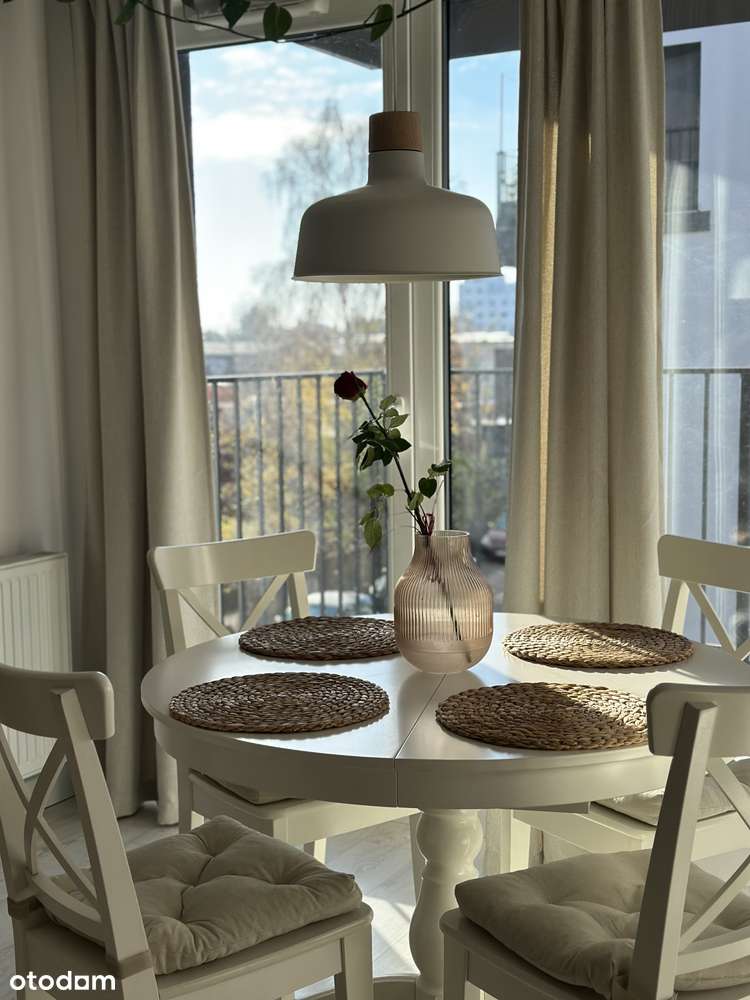 Piękne, doskonale oświetlone mieszkanie na Podolanach