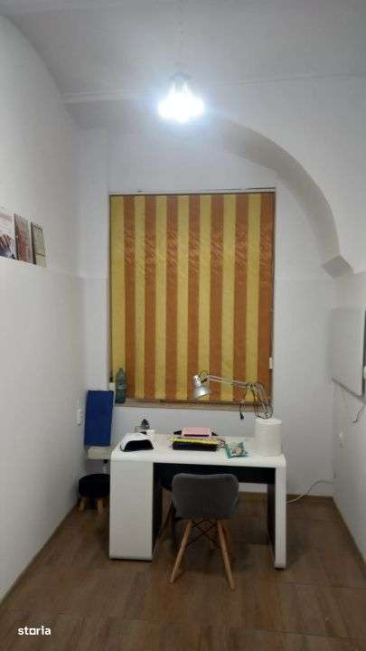 Spatiu de inchiriat pe CENTRU - Imagine principală: 4/12