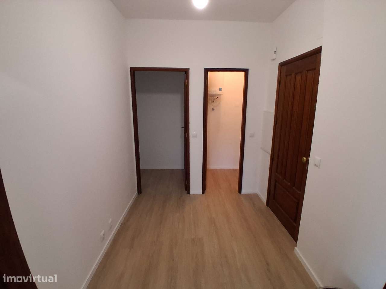 Apartamento T2 todo remodelado-5