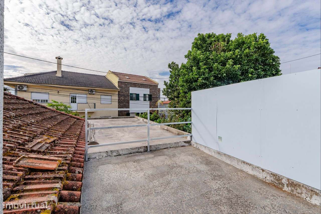 Moradia em Via Rara-24